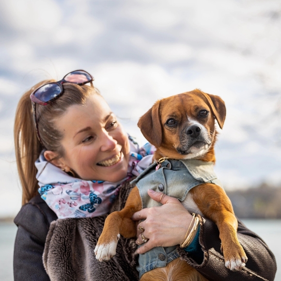 Meet your Posher, Gina - Picture 1 of 1